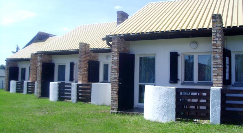 Osrodek Domino Villa Dzwirzyno Exterior photo